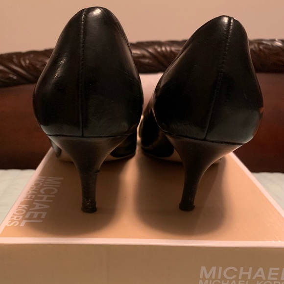 Michael Kors 6.5 crinkled patent - Picture 2 of 5